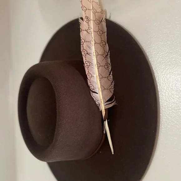 Gucci Feather Accent Hat Gucci Feather-embellishment Fedora Hat In Red | ModeSens main image 3